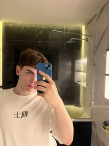 Er1c_Reeves Public Εικόνα 3