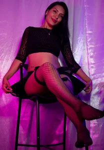 Come_for_this Know my naughtiest side!!  8টি ছবি