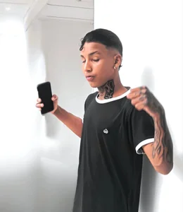 noah_smith777 .. Bilde