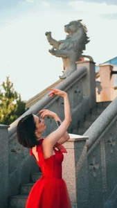 MarieKarma royal look Pic 5