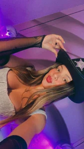Ninakravis Hello cowgirl 🤠 зображення