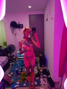 barbara_anal_squirt_: Ye ( 6 фото)