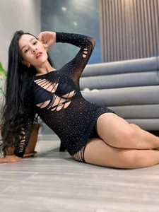 Zdjęcia carolyne__ The best way to get rid of temptation is to fall:  4