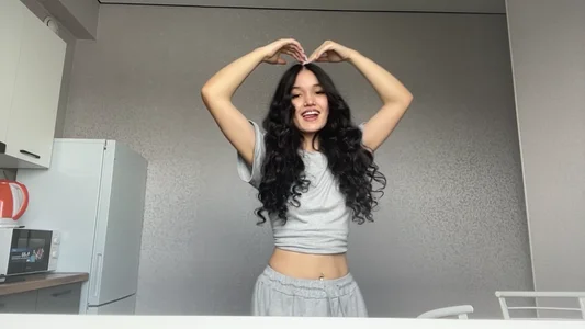 LisetteParajon A few hearts❤️ Pic 2