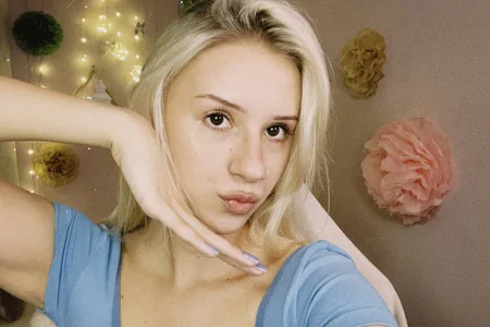 Angel_Tessa My New Sexy Eyebrow Makeover Pic
