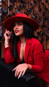 InndrahotのI am always for youの枚の写真