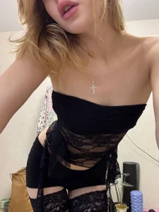 AureliaAngel 💖IM SHY💖  3টি ছবি