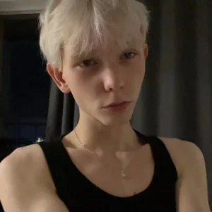Me de real_cuteboy1707  2 photos