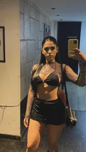 Maia_antonelli Public صورة واحدة|Maia_antonelli Public صورتان|Maia_antonelli Public  2 صور|Maia_antonelli Public  2 صورة