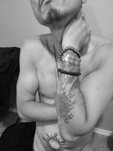 Ghost11_11 Fun In Leather Foto 4