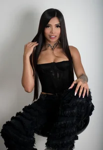 My other facet🎶 od AbannyRogerss  4 snímek