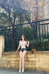 Anxue-'s photo