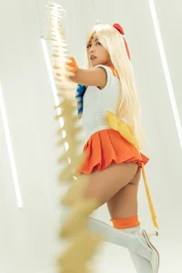 ErikaBenz_ Sailor Venus Pic 4