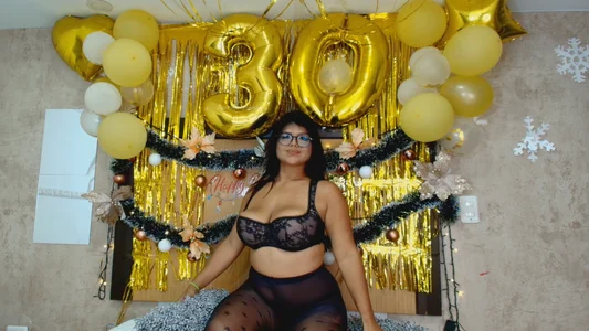 Happy 30,000 to me 🥰🥰 de mialopez52  4 Imagens