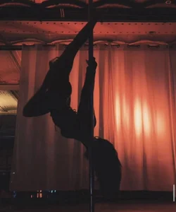 IrisMiley Public зображення 2