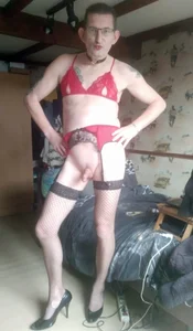 lopejosoumis kullanıcısının Bonne petite putain hot sexy de lopette . albümü -  3 fotoğraf