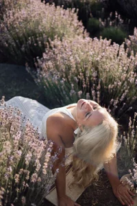 Cutie_Blond Public Pic 2