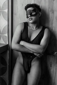 joel_tylerのIn the darkの 4枚の写真