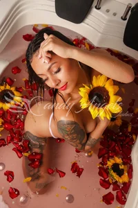 karlyn_angels MY PHOTOS IN JACUZZI🛁 Foto 3