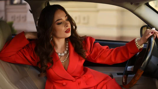 MistressMilana Lady in Red Poză 4