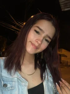 MelodyMansson Good morning, my loves! 🌸 I’m ready to make this day all about us. I’ll be live Monday to Friday fr Foto 4