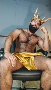 BeardAndrew Golden GOD Foto