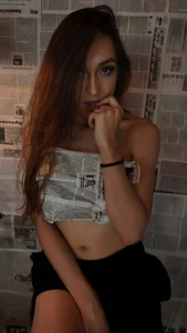 Shining de antonellastar24_  4 photos