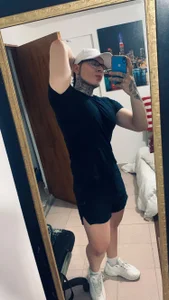 DennisWalkerr Public Foto