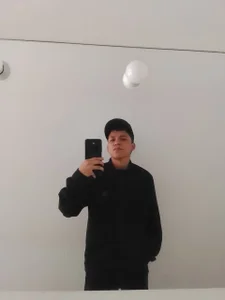 ale_clark Public Pic