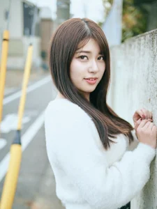 Public de miharu01  2 photos