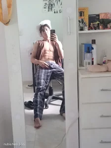 Jean_T2005 Being Sexy  2 снимка