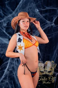 briandah_: Happy Halloween ♥2025♥ ( 4 фото)
