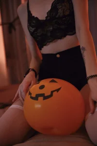 Lil_Melanie_ Sexy Halloween with a hot girl Pic