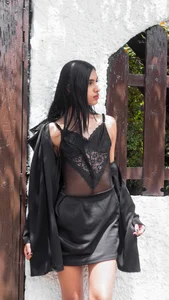 LilithDesire_ Public slika 2