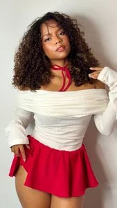 CurlyOopsieXXX Public Εικόνα 3