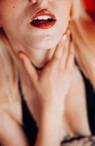 Cloe_five RED RAVE Pic 3