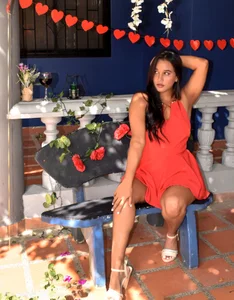Lia_James_ A month full of love and passion 🌹💋🔥  2 снимка