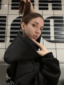 PetraHambelton My new hoodie Pic