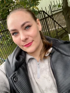 Emmik24 Public slika