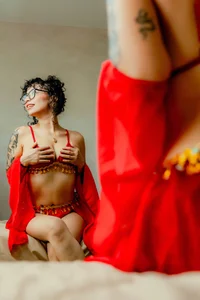 sarah_sluty hot girl 🥵 Pic 2