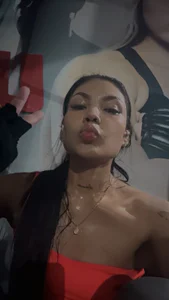 Sarah_Hinata Public Pic 3