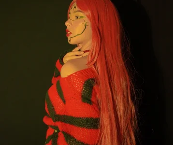 sweett_chocco Red Hair Latina Pic 3