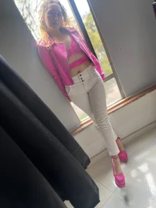 Charlotte-Sweet- window Immagine  3