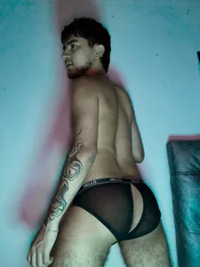 DanteRushhのCOLOR AND BLACK AND WHITE PHOTOSの 4枚の写真