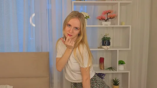 blond_forgivable Public Pic