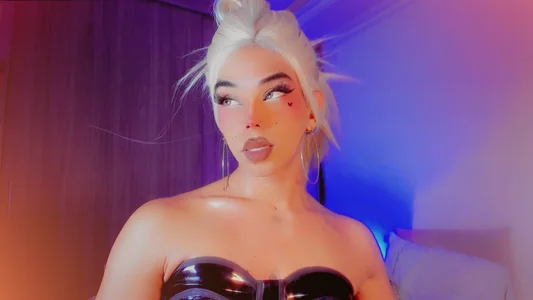 DanniLee_ UR MISS LEE 💦❤️‍🔥 Foto 2