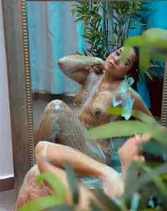 _Victoria_Collins Hot foam Immagine  5