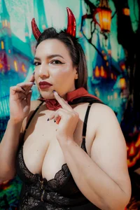 marie_hss I hope you had a great Halloween night Pic 2