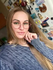 Moli_Mala Public Pic 6