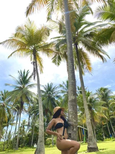 nicoleebony1A day at the beach图片 6